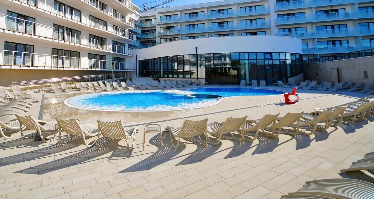 Polanki Aqua Apartamenty Z Basenem I Wellness Idealne Dla Rodzin Kolobrzeg Ngoại thất bức ảnh