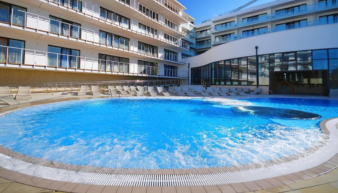 Polanki Aqua Apartamenty Z Basenem I Wellness Idealne Dla Rodzin Kolobrzeg Ngoại thất bức ảnh
